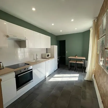 Appartamento Spacieux A Deux Pas Du Centre